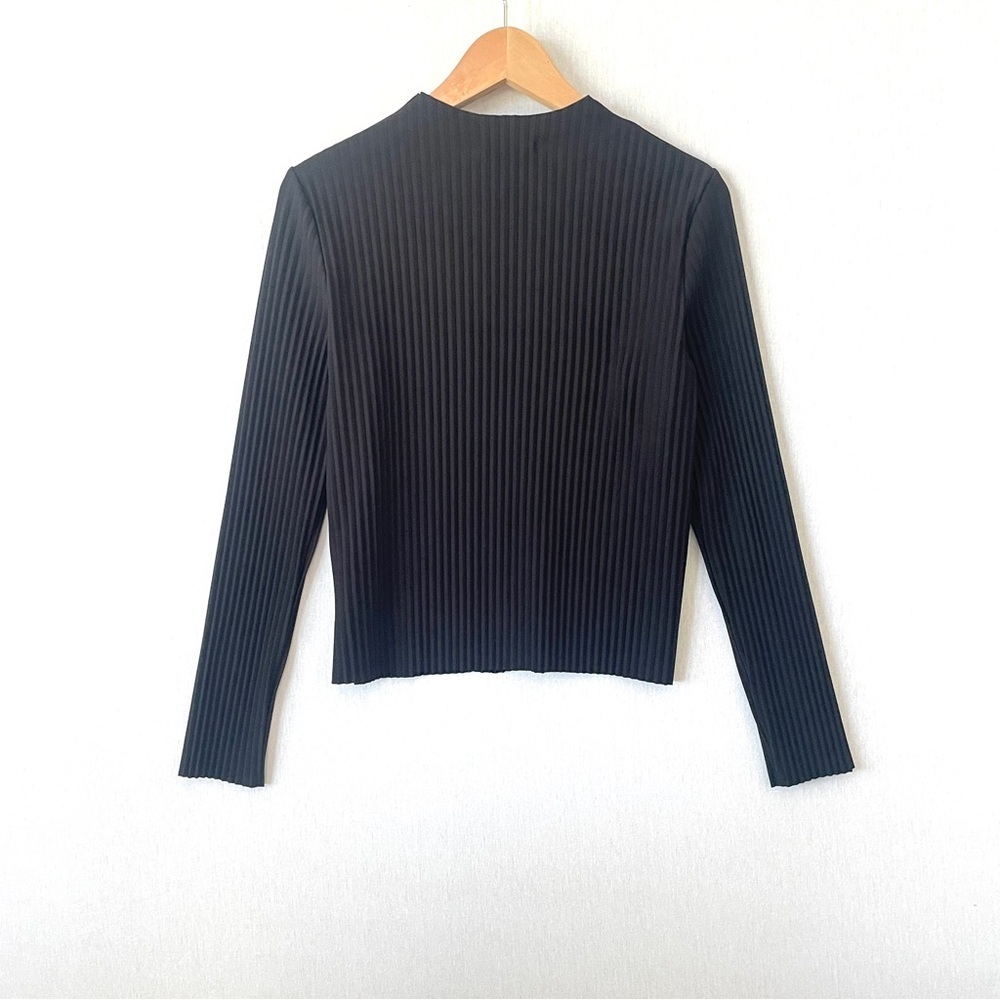 Aritzia Babaton Advocate Blouse Black - Picture 5 of 13